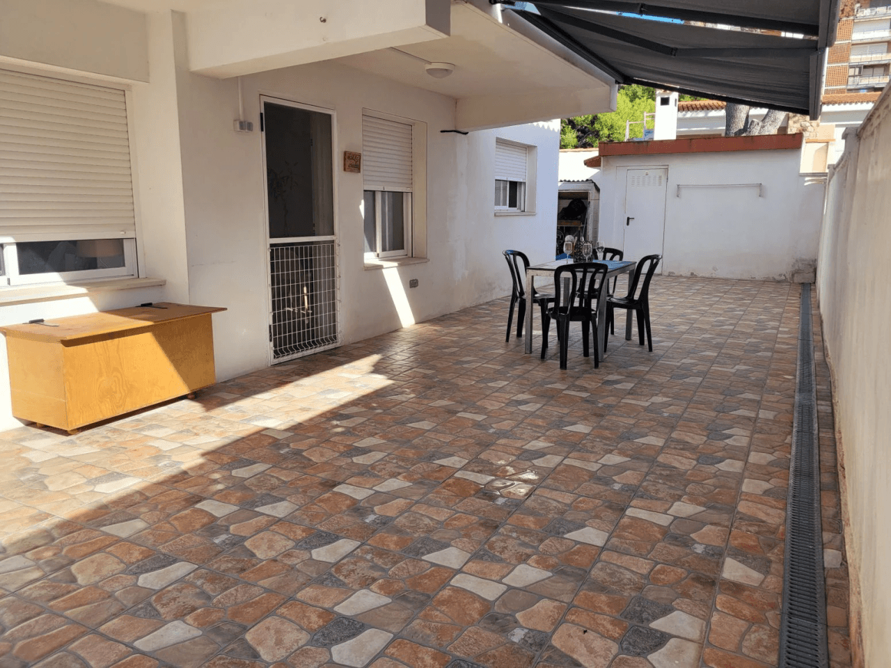 Excelente vivienda independiente a la venta en Zona Helipoli