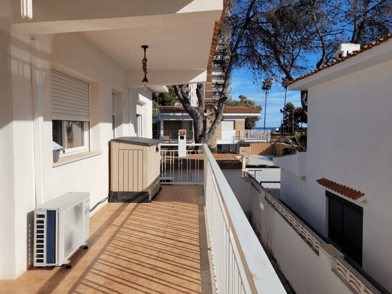 Excelente vivienda independiente a la venta en Zona Helipoli