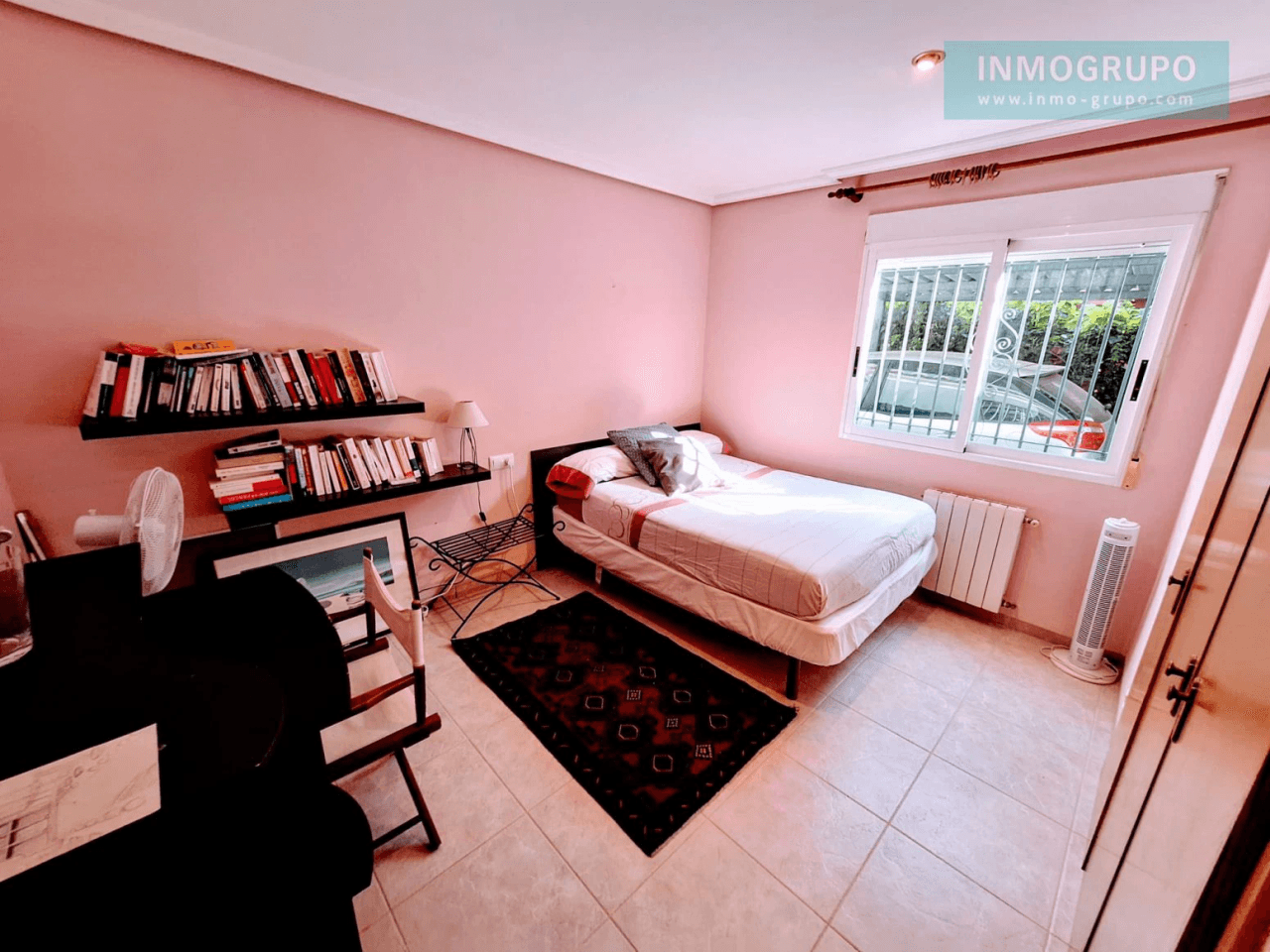 Villa individual con piscina a la Venta en Calle Sigalero, c