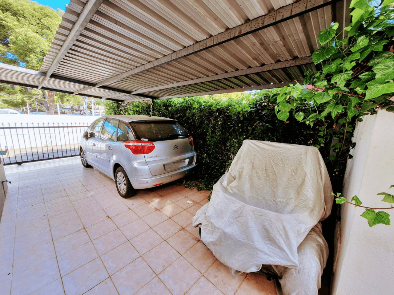 Villa individual con piscina a la Venta en Calle Sigalero, c