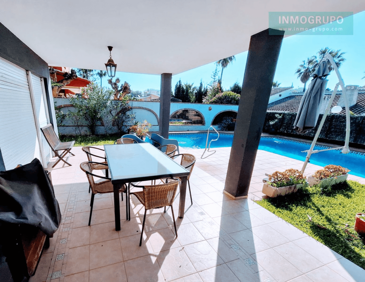 Villa individual con piscina a la Venta en Calle Sigalero, c