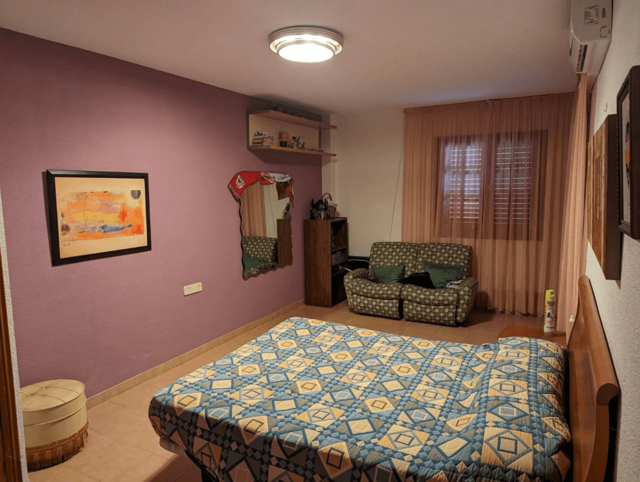 Villa individual con piscina en Zona Gran Avenida