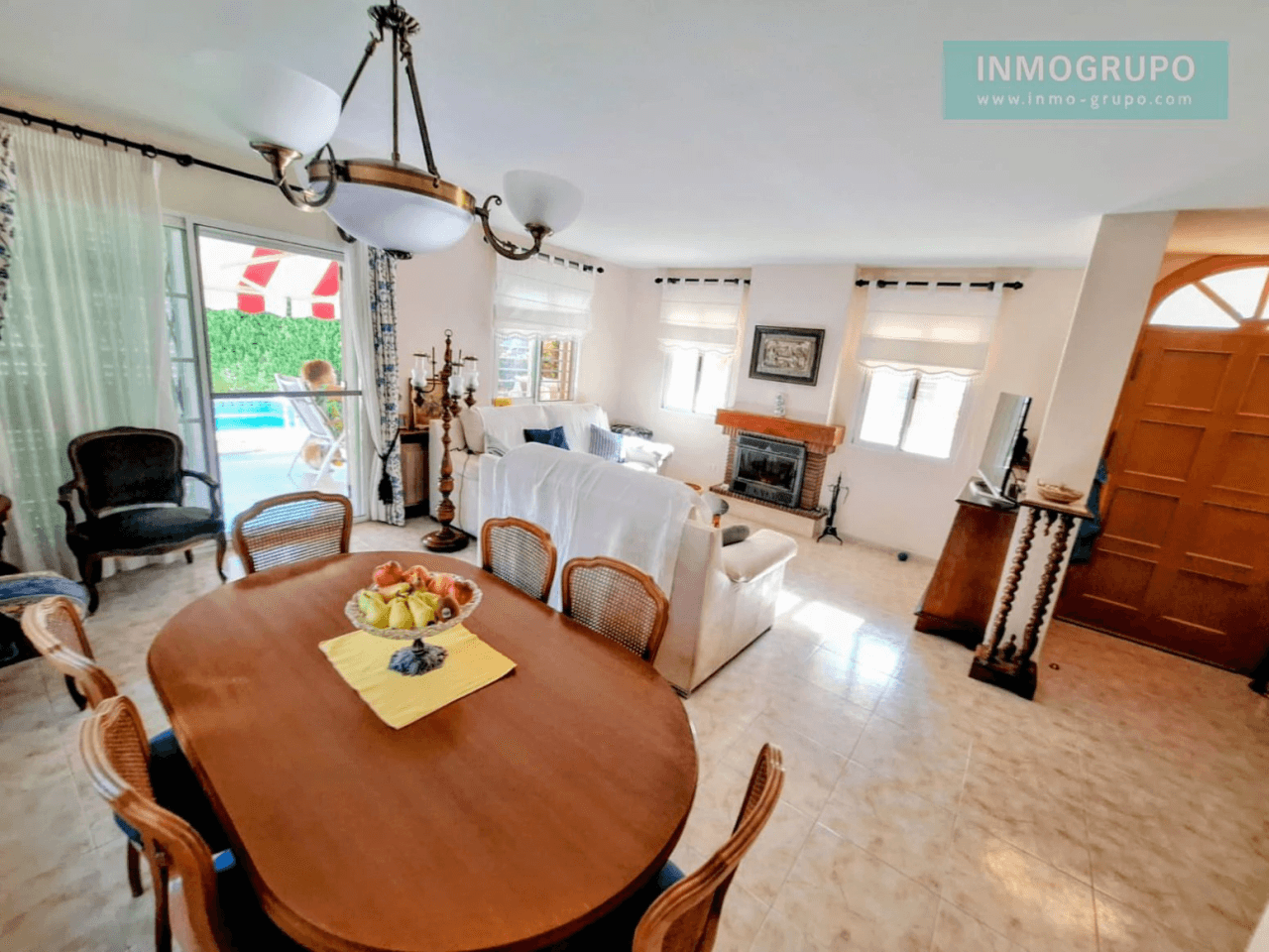 Villa individual a la venta en Zona Terres