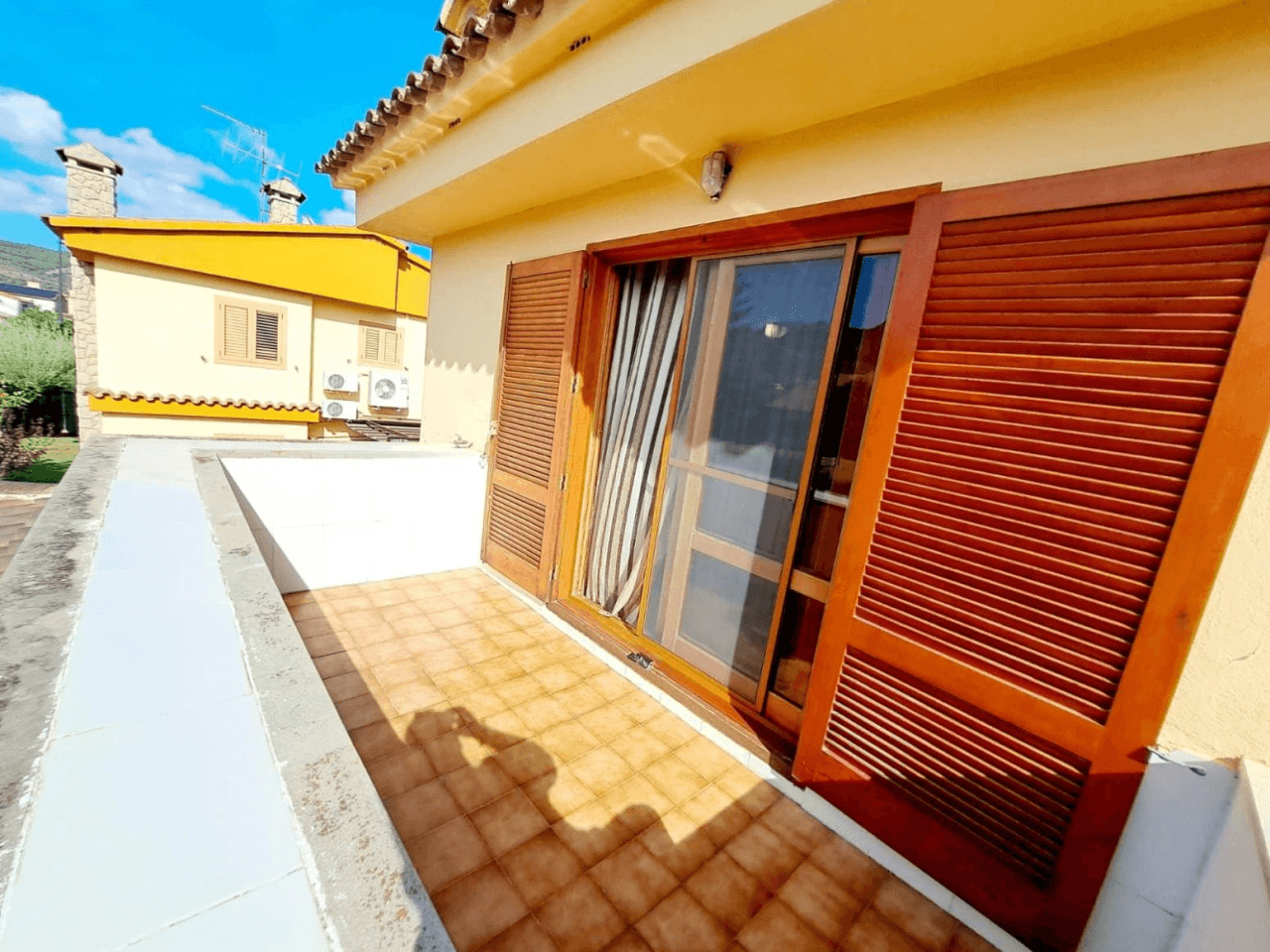 Villa en Calle San Vicente cerca de Torreon y de publo
