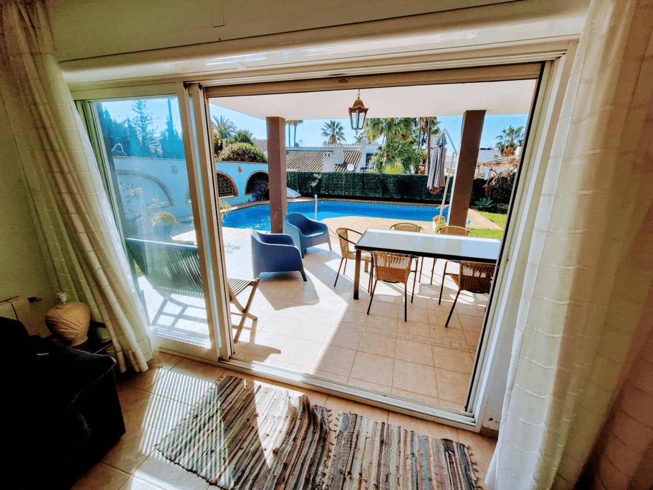 VILLA INDIVIDUAL CON PISCINA EN C/ SIGALERO