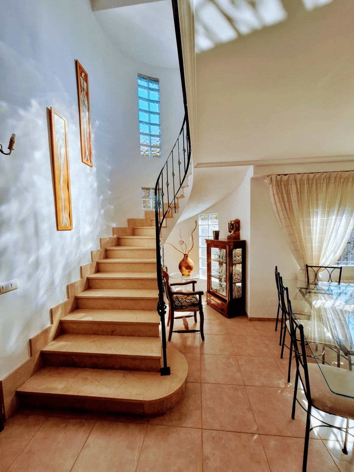 VILLA INDIVIDUAL CON PISCINA EN C/ SIGALERO