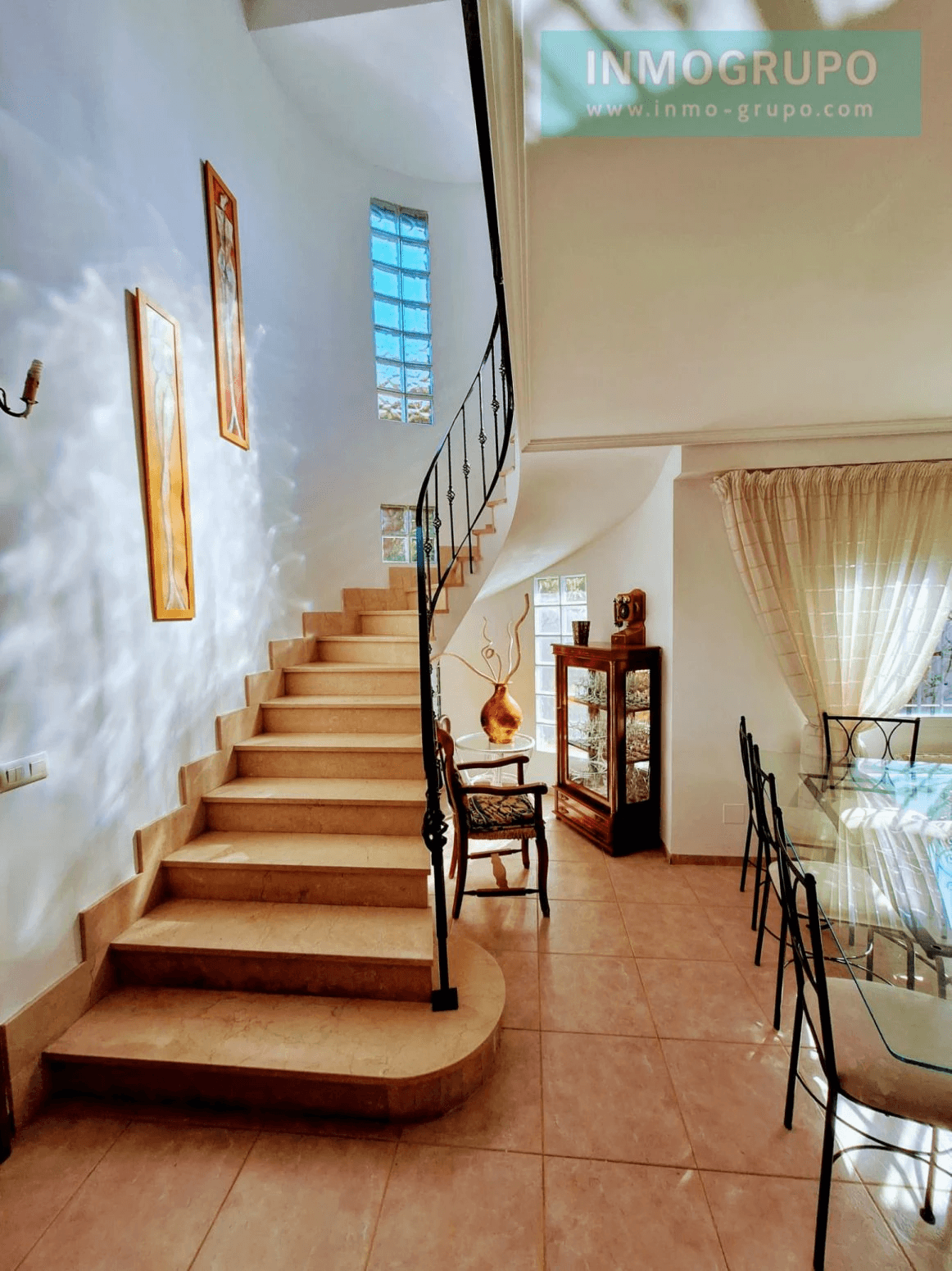 VILLA INDIVIDUAL CON PISCINA EN C/ SIGALERO