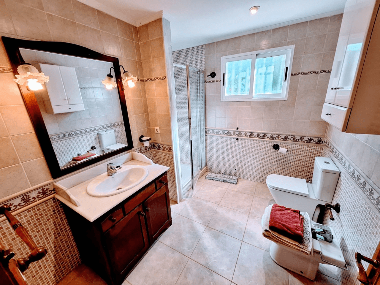 VILLA INDIVIDUAL CON PISCINA EN C/ SIGALERO