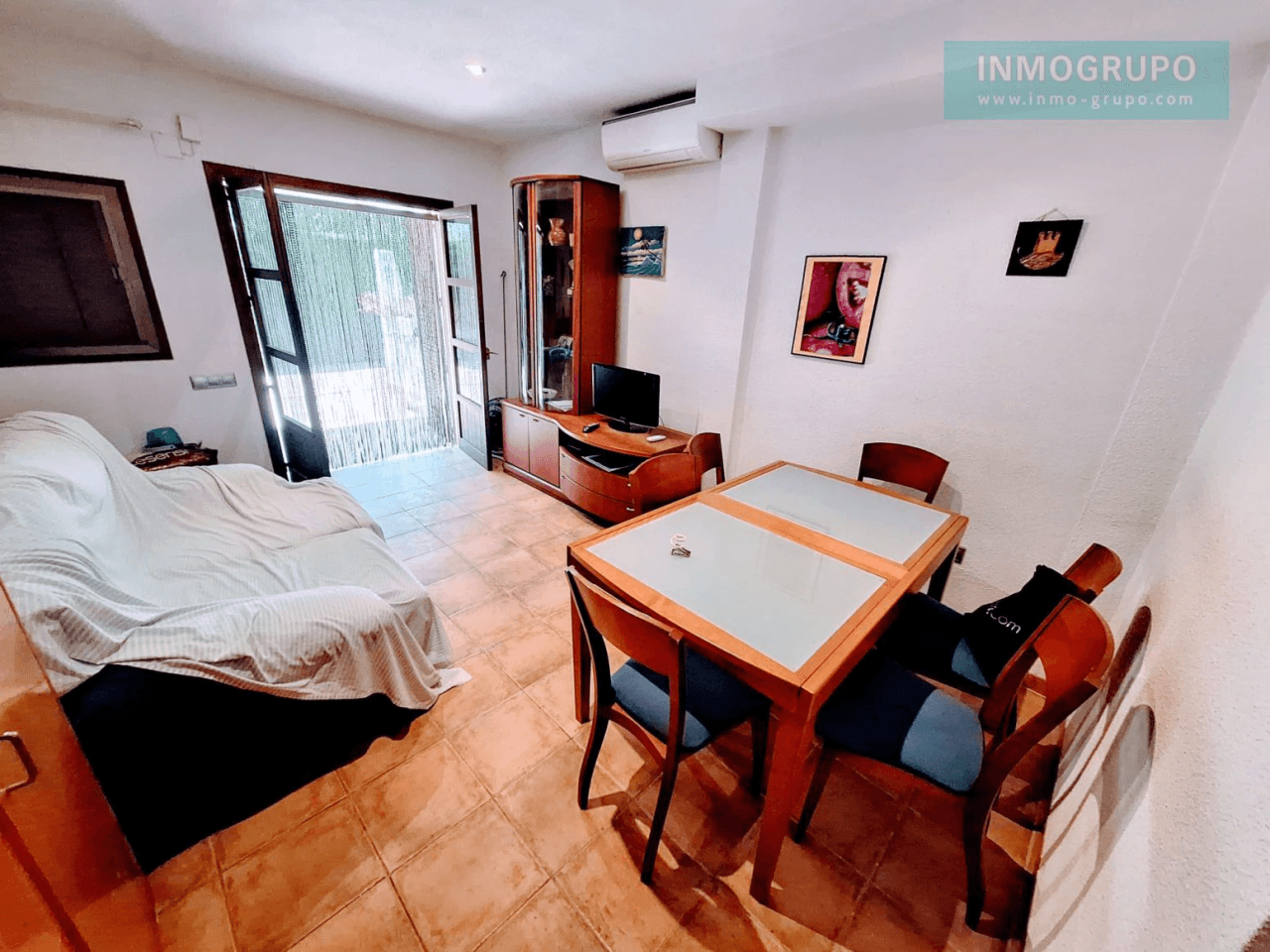 ADOSADO A LA VENTA EN PLAYA DE VORAMAR