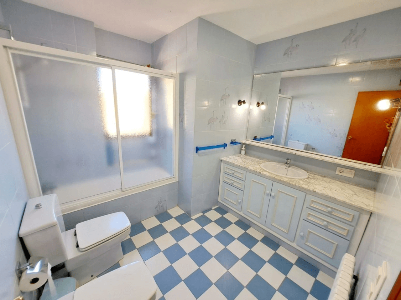 VILLA EN C/ SAN VICENTE. CERCA DEL TORREON Y DEL PUEBLO